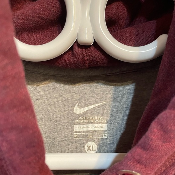 Nike hoodie - Picture 3 of 3